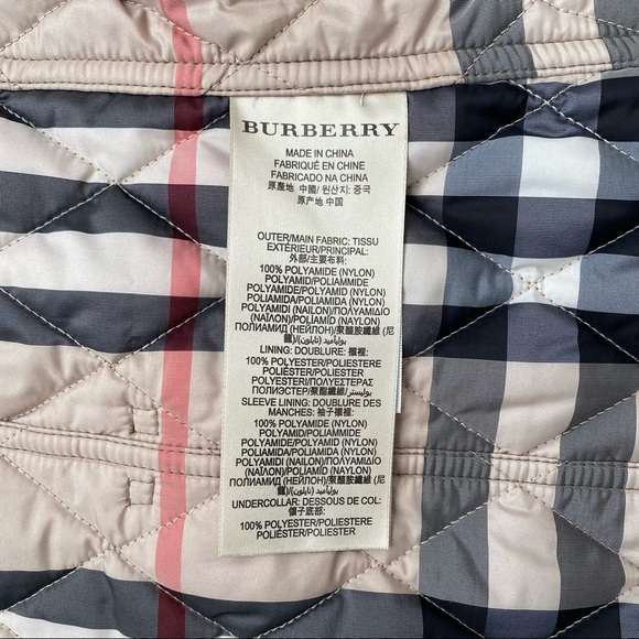 Burberry Quilted Mid-Length Trench with Hood - Picture 9 of 12